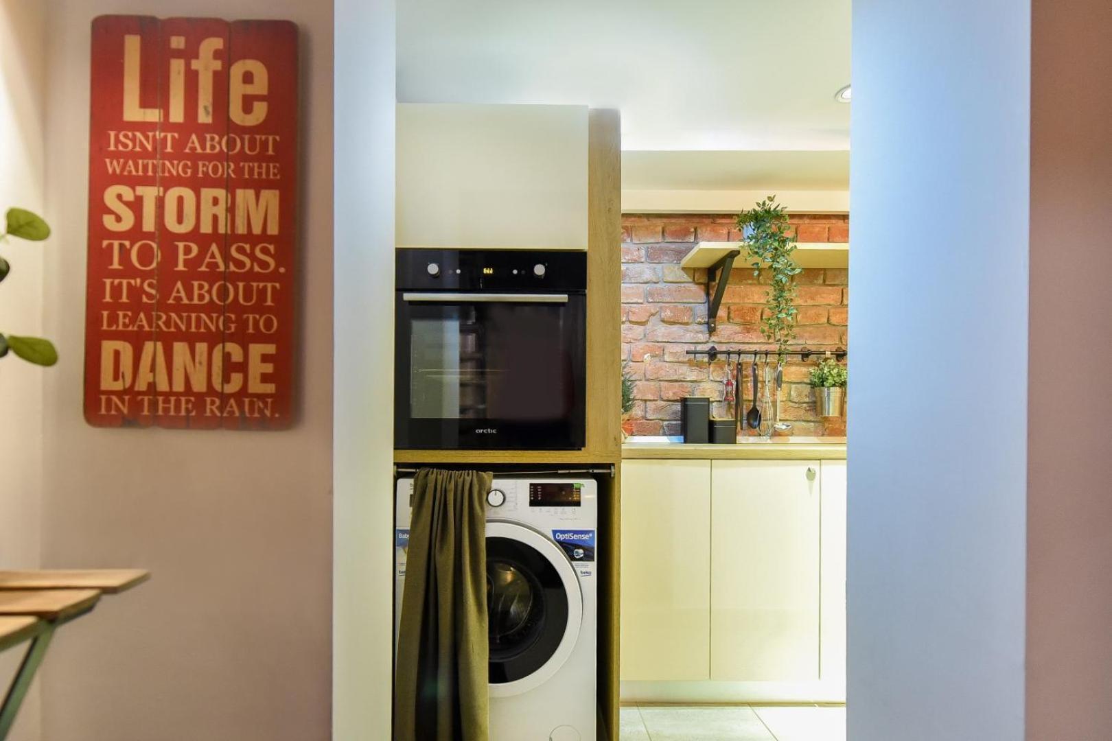 Central Comfort - Duplex-Style Studios On Regina Elisabeta Boekarest Kamer foto